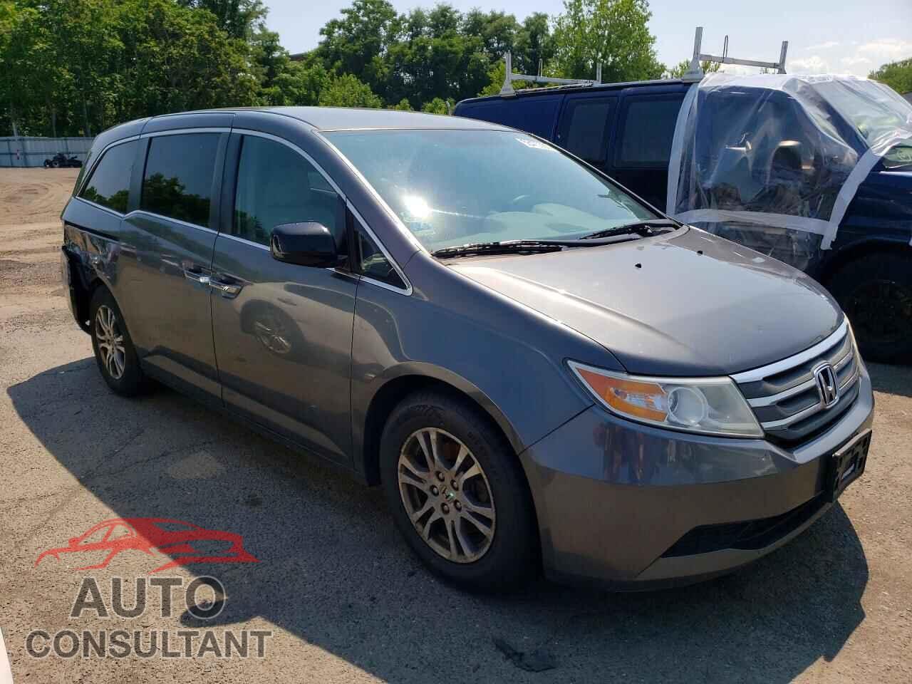 HONDA ODYSSEY 2013 - 5FNRL5H41DB007484