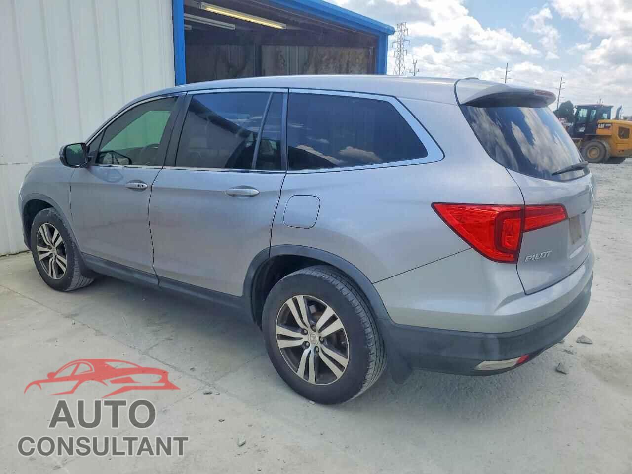 HONDA PILOT 2017 - 5FNYF5H55HB008056