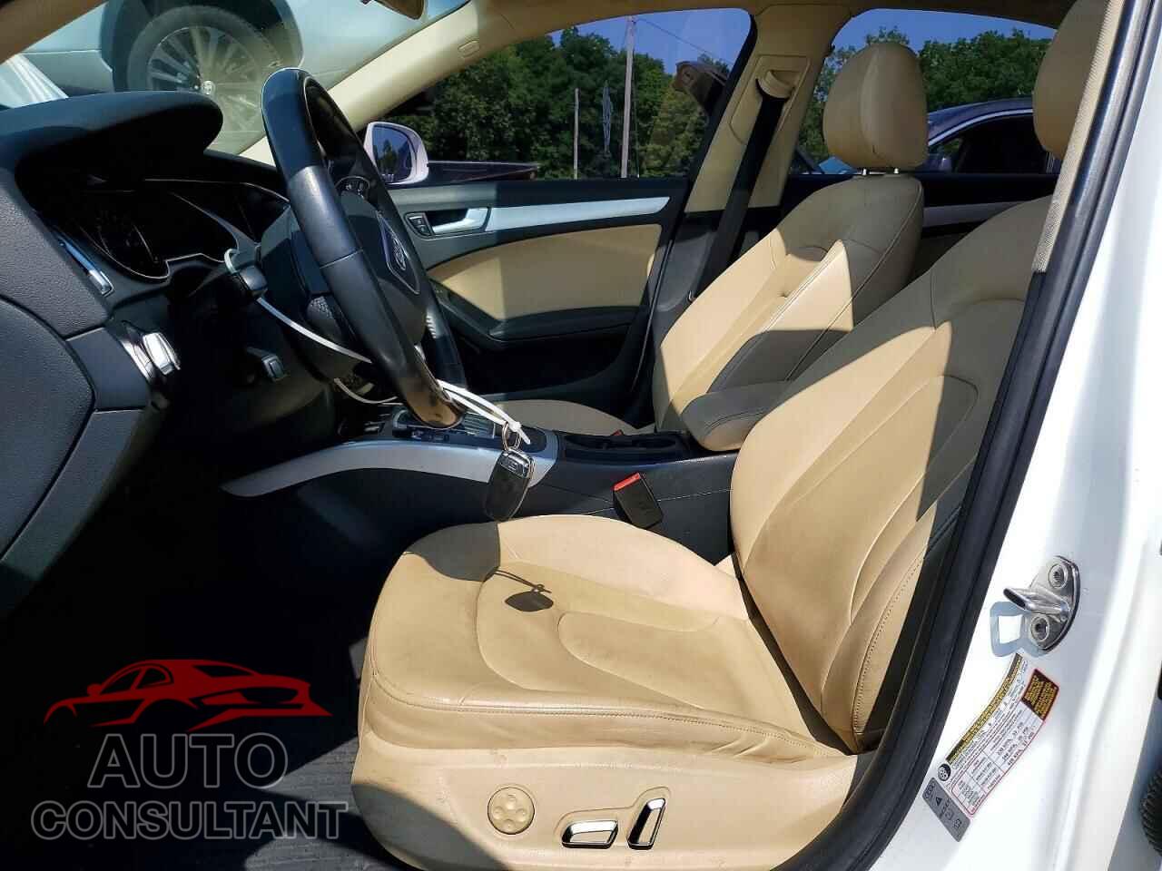 AUDI A4 2014 - WAUBFAFLXEA045265