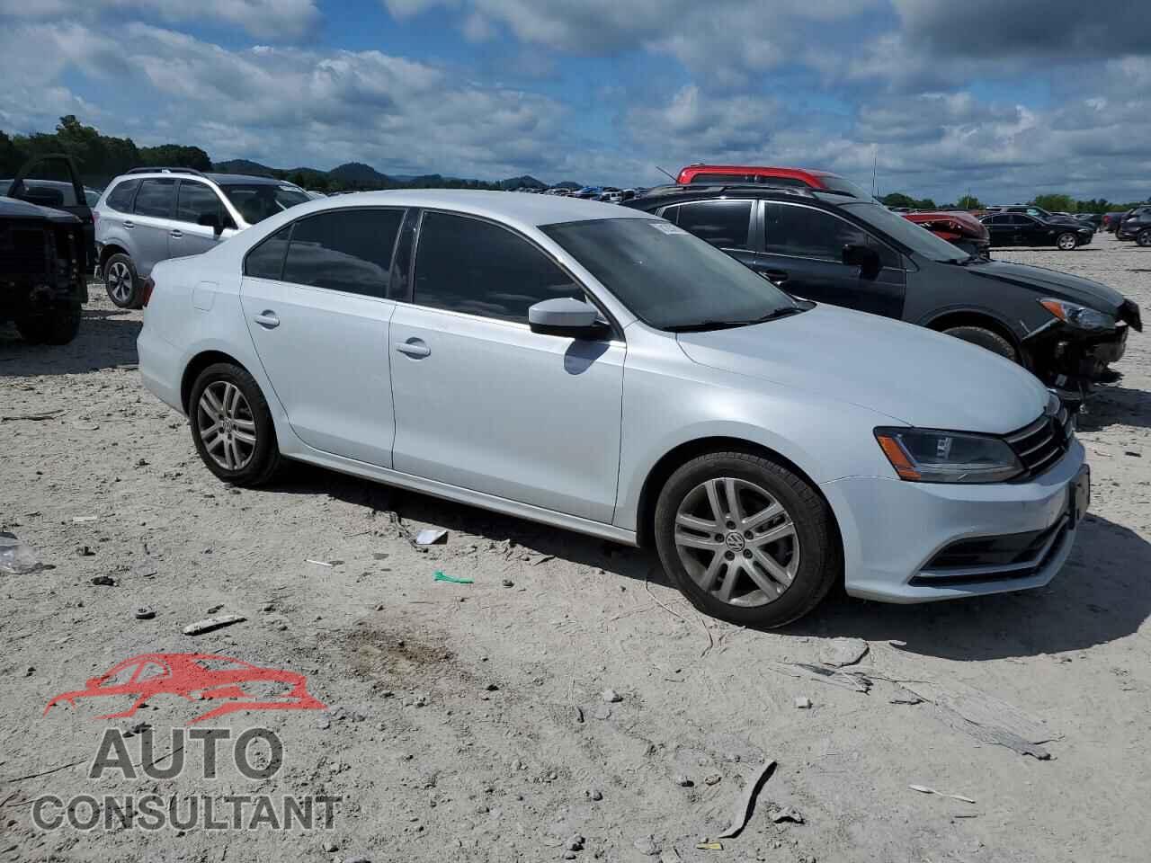 VOLKSWAGEN JETTA 2017 - 3VW2B7AJ2HM379611