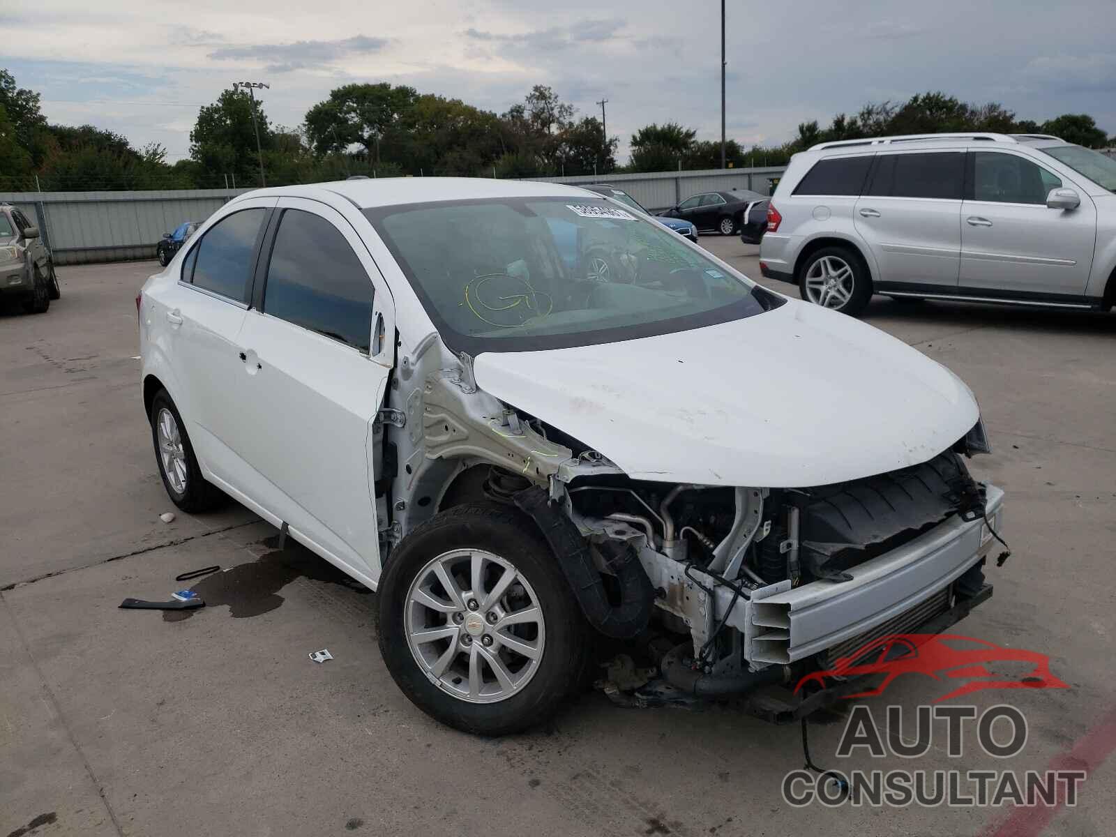 CHEVROLET SONIC 2020 - 1G1JD5SB9L4124942