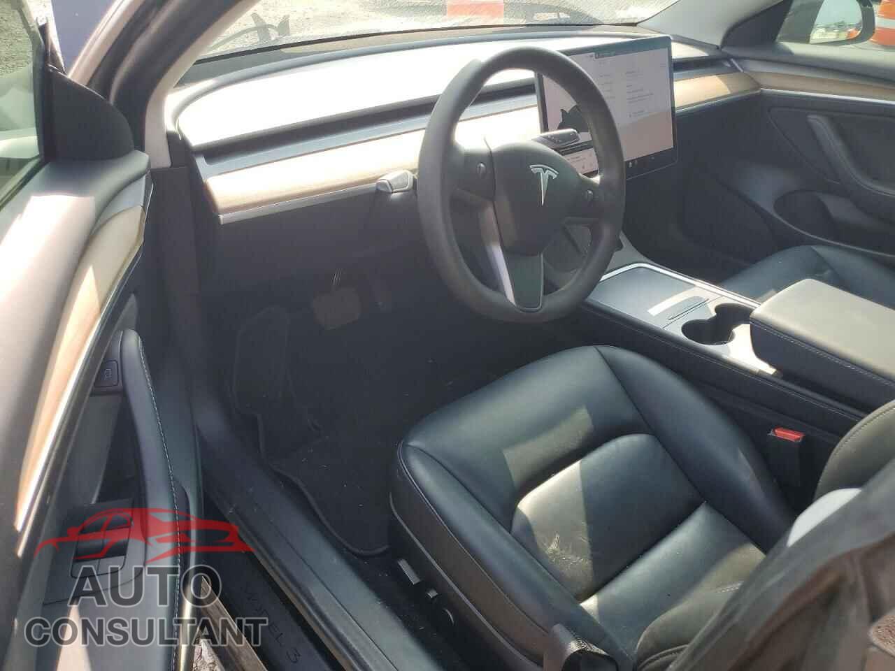 TESLA MODEL 3 2021 - 5YJ3E1EB3MF094218
