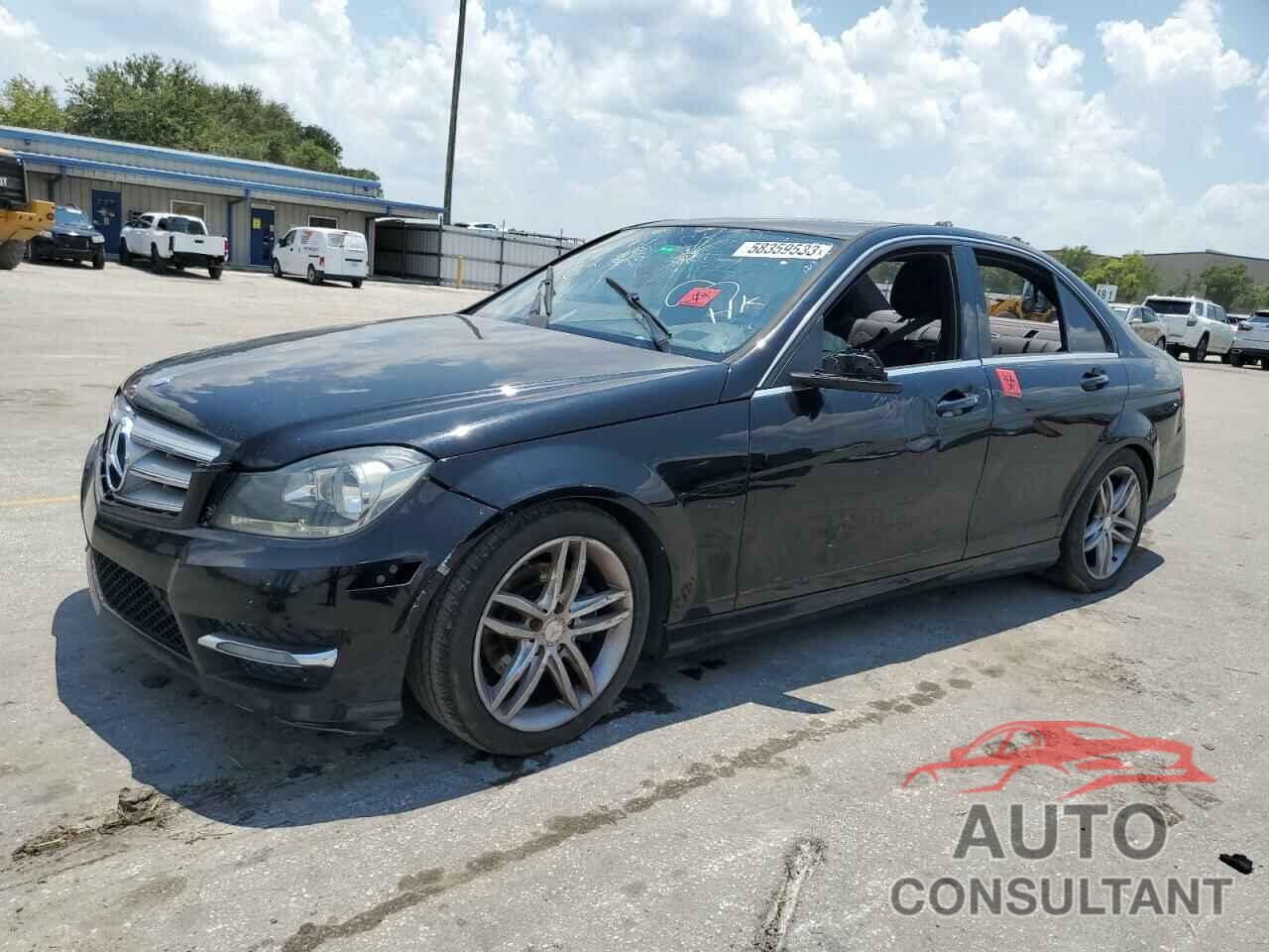 MERCEDES-BENZ C-CLASS 2012 - WDDGF4HB0CR193153