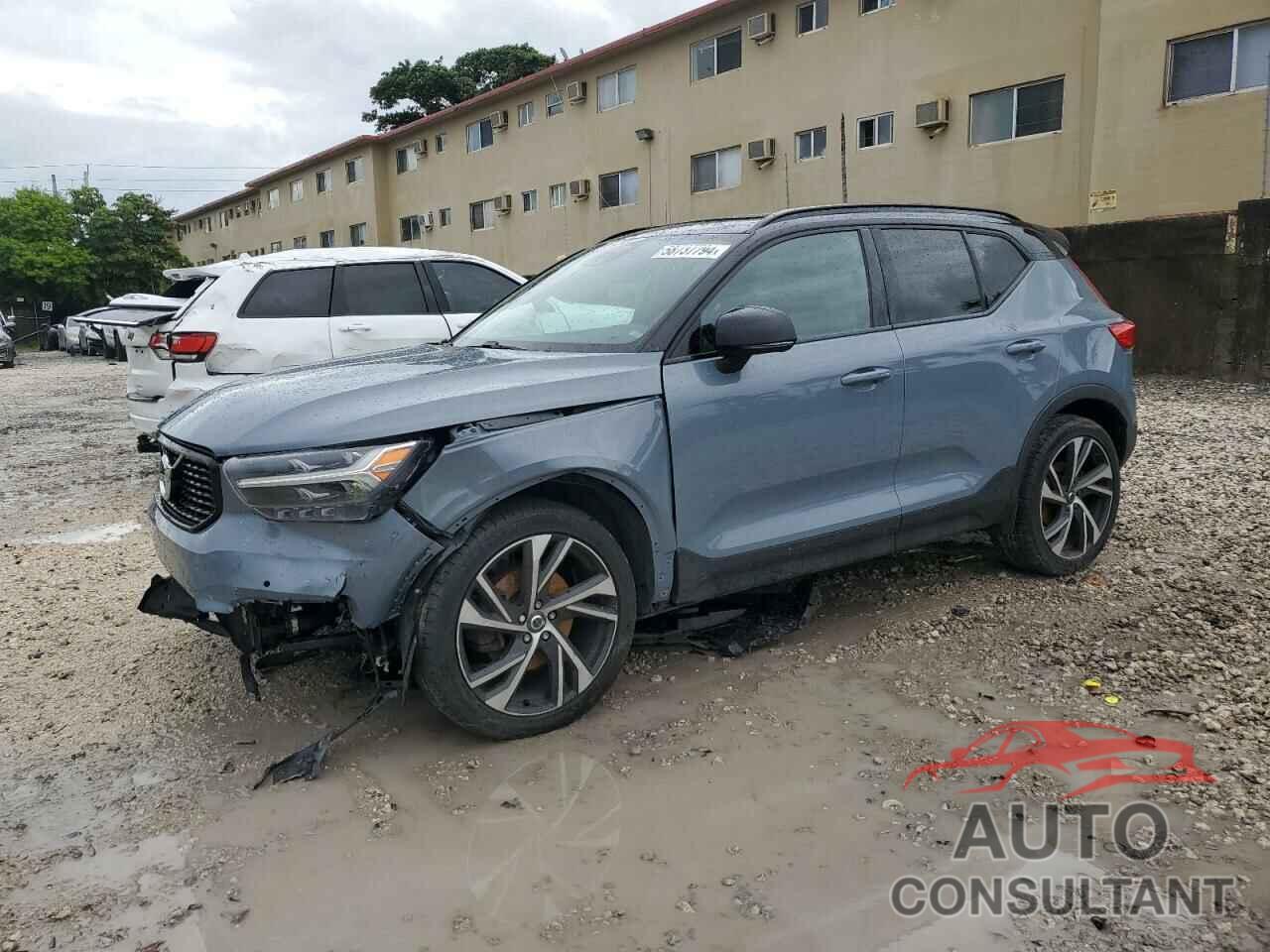 VOLVO XC40 2020 - YV4162UM4L2207377