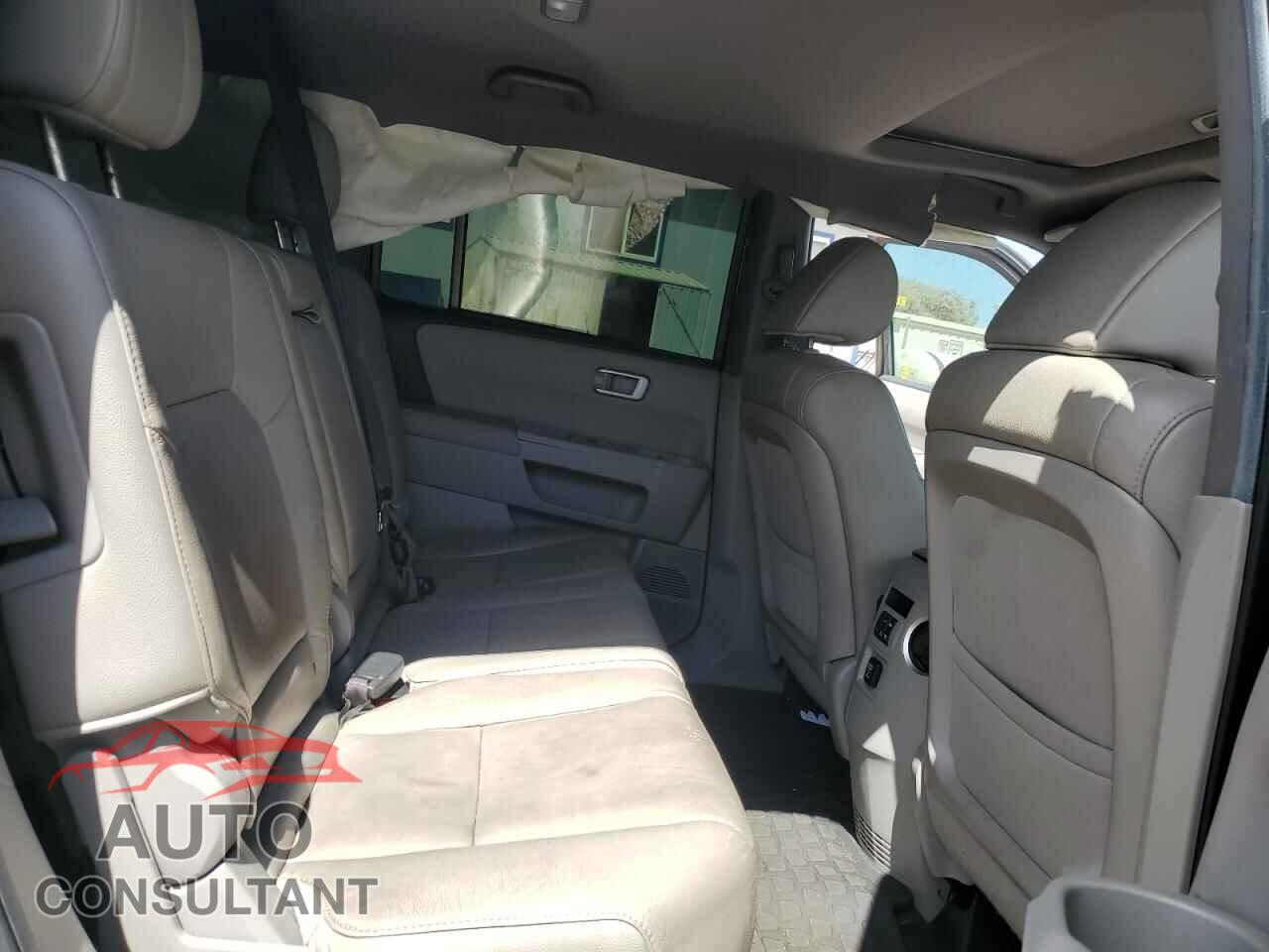 HONDA PILOT 2012 - 5FNYF3H58CB022482