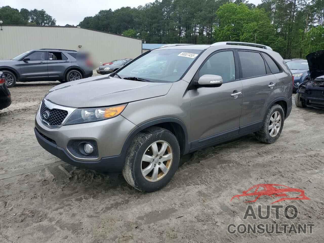 KIA SORENTO 2013 - 5XYKT3A61DG324031