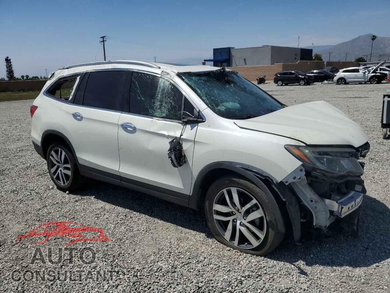 HONDA PILOT 2017 - 5FNYF5H96HB025743