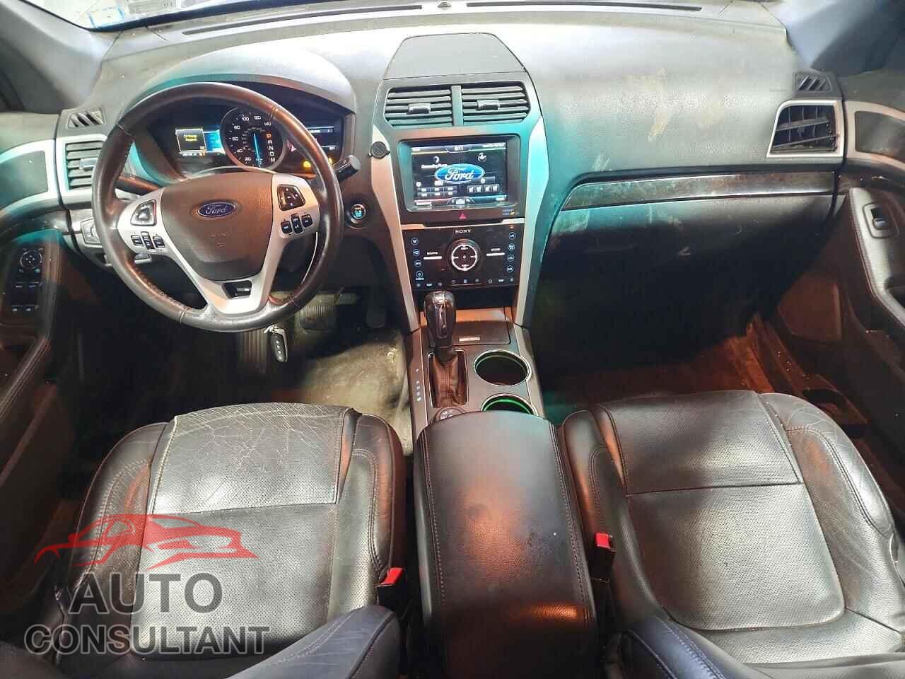 FORD EXPLORER 2012 - 1FMHK8F82CGA57820