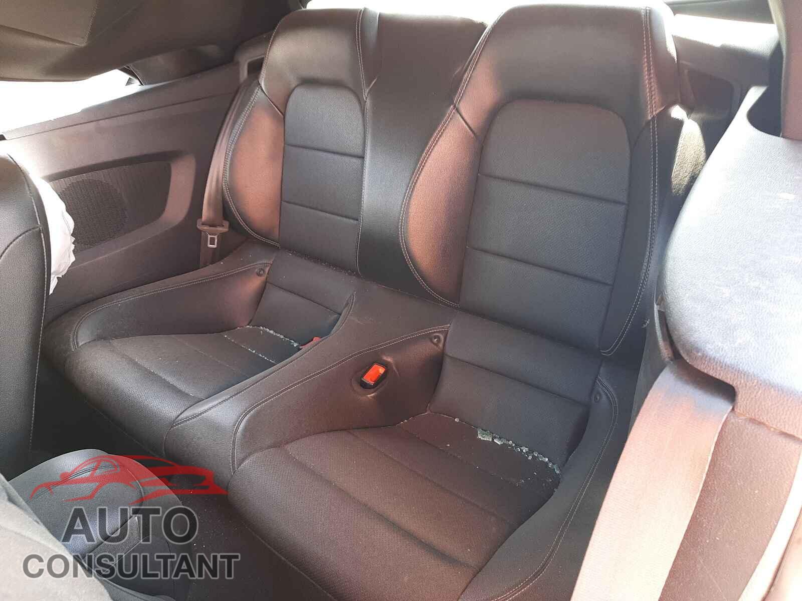 FORD MUSTANG 2020 - 1FATP8FF5L5112034