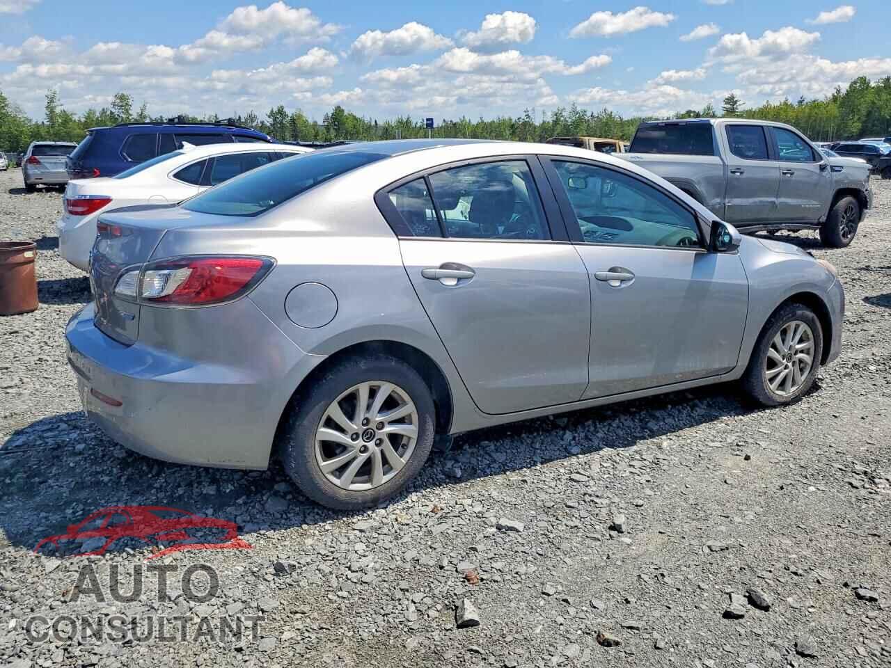 MAZDA 3 2013 - JM1BL1V71D1833897