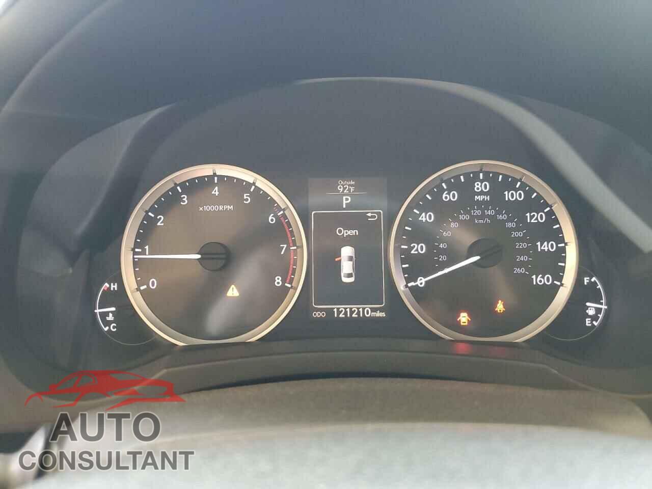 LEXUS IS 2016 - JTHBA1D26G5015539