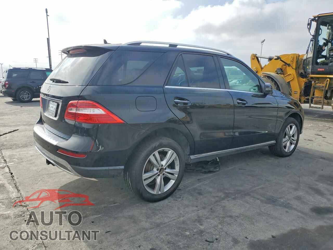 MERCEDES-BENZ M-CLASS 2013 - 4JGDA5JB8DA141471