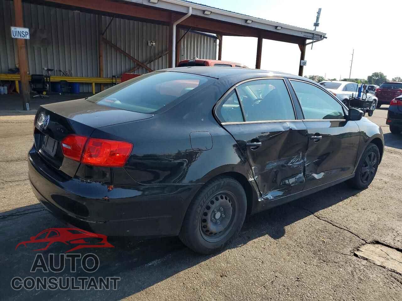 VOLKSWAGEN JETTA 2014 - 3VW2K7AJ7EM210163