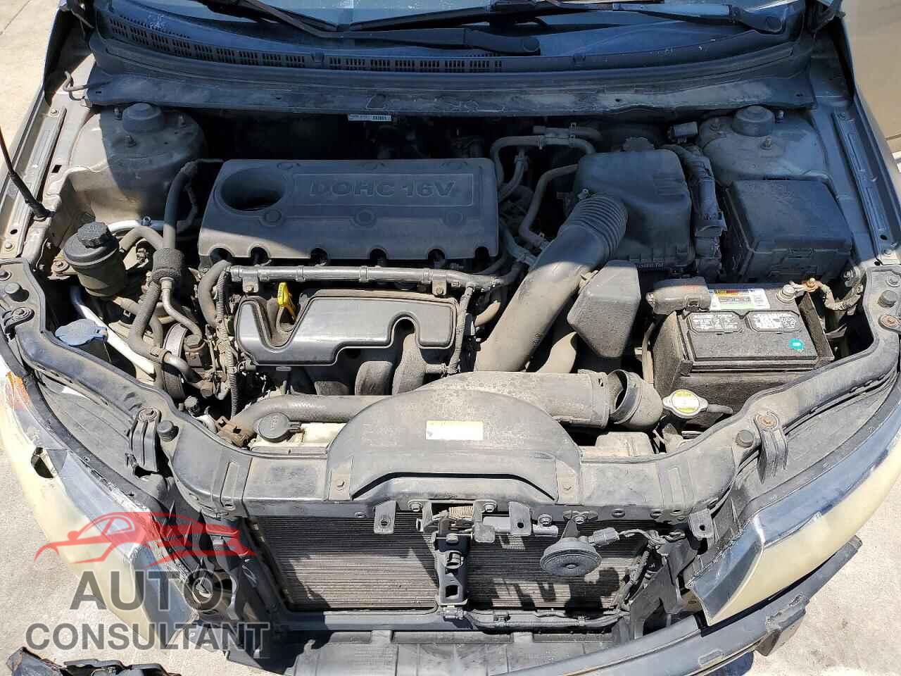 KIA FORTE 2012 - KNAFU4A25C5572935