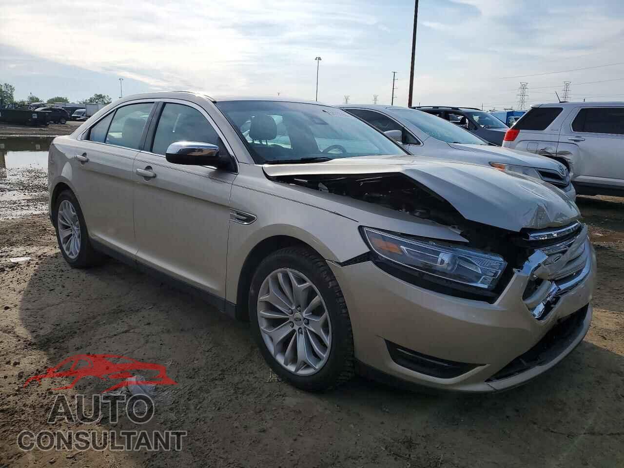 FORD TAURUS 2018 - 1FAHP2F83JG113642