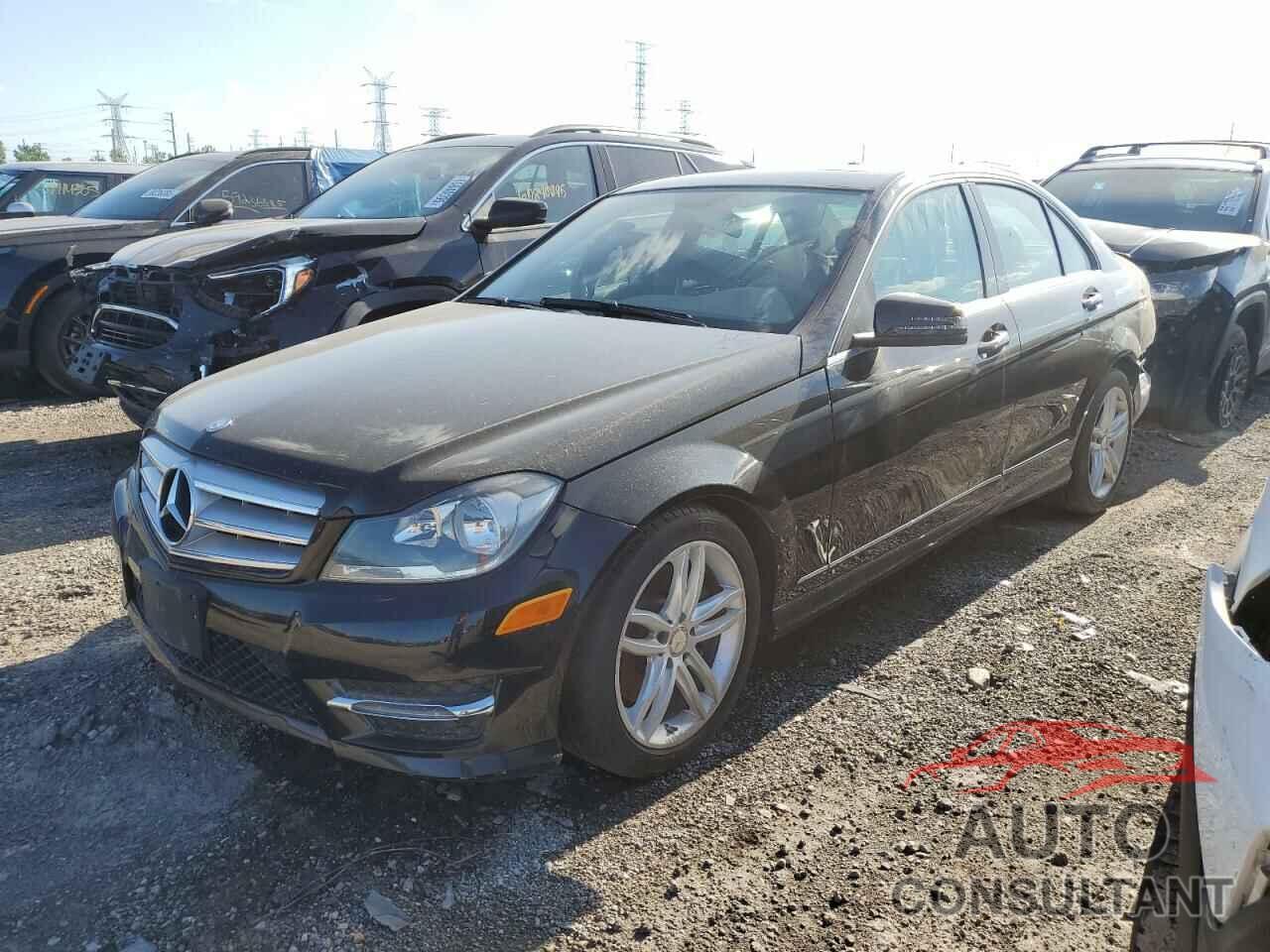 MERCEDES-BENZ C-CLASS 2013 - WDDGF8AB3DG112760