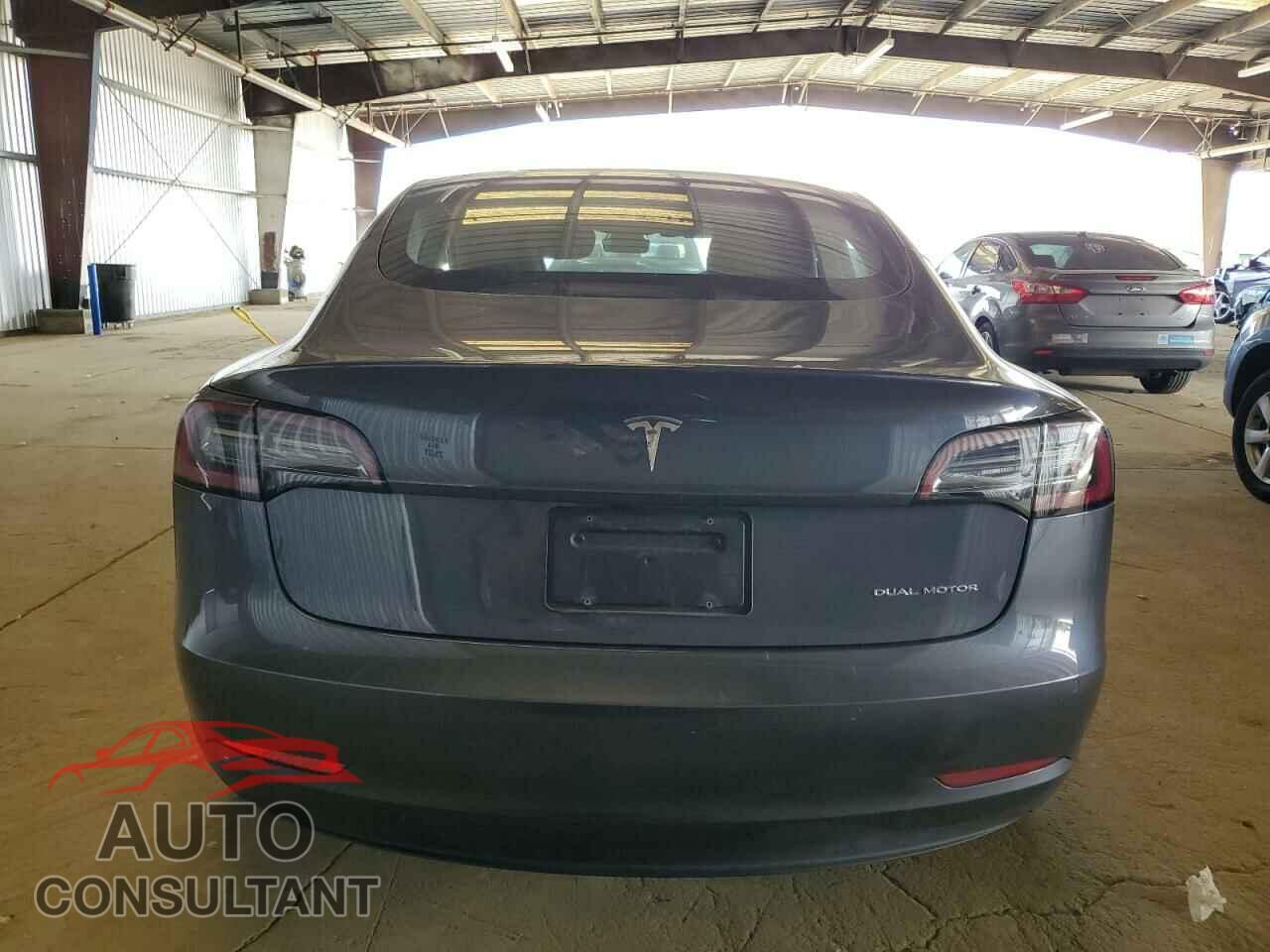 TESLA MODEL 3 2022 - 5YJ3E1EB4NF176427