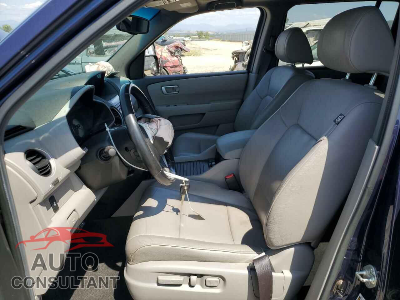 HONDA PILOT 2013 - 5FNYF4H53DB005791