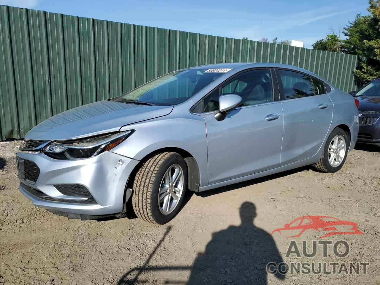 CHEVROLET CRUZE 2018 - 1G1BE5SM1J7107437