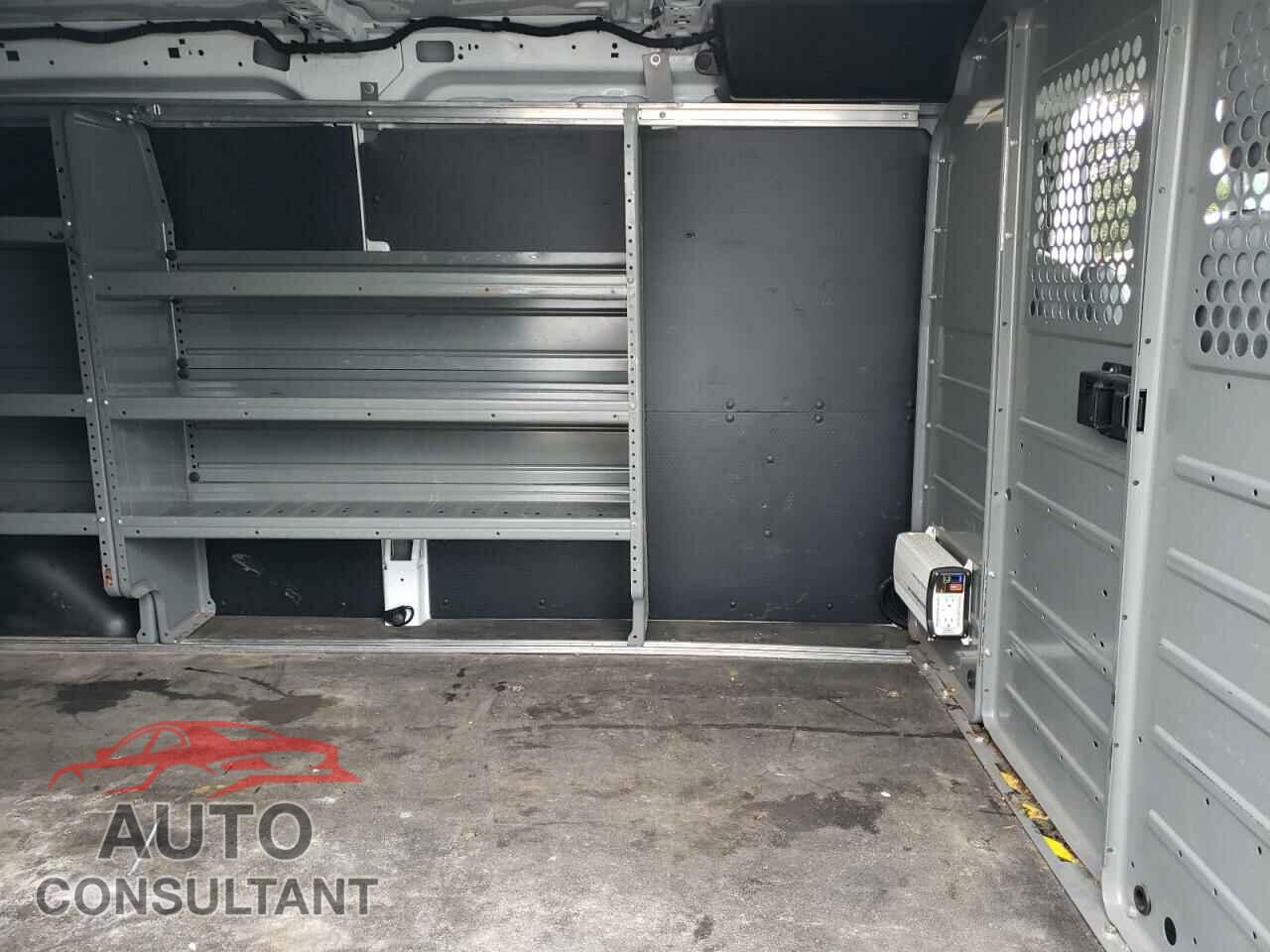 FORD TRANSIT 2019 - 1FTBW2YMXKKB42079
