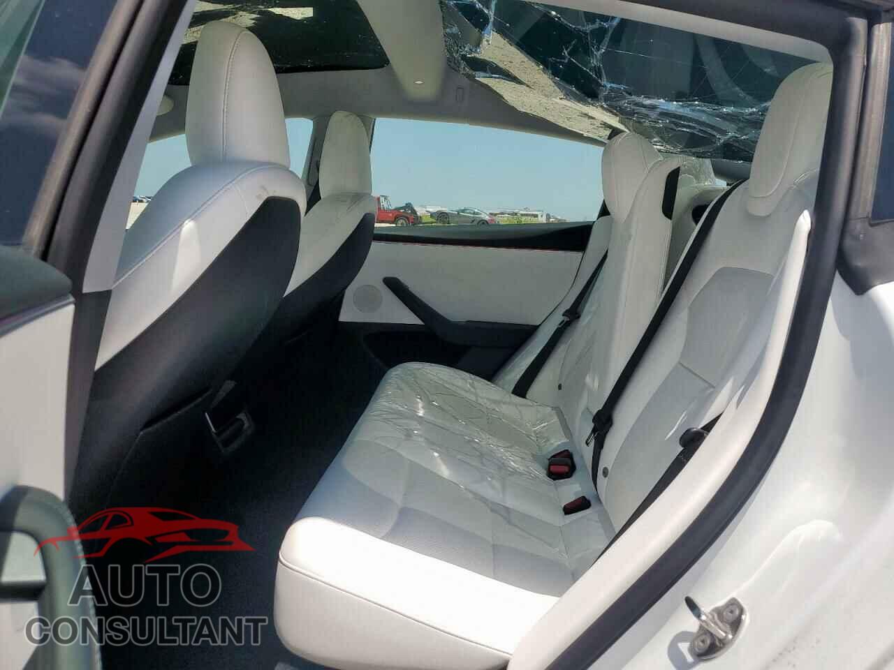 TESLA MODEL 3 2024 - 5YJ3E1EB4RF798337