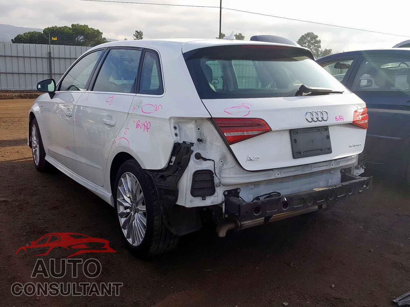 AUDI A3 2017 - WAUTPBFF7HA066418