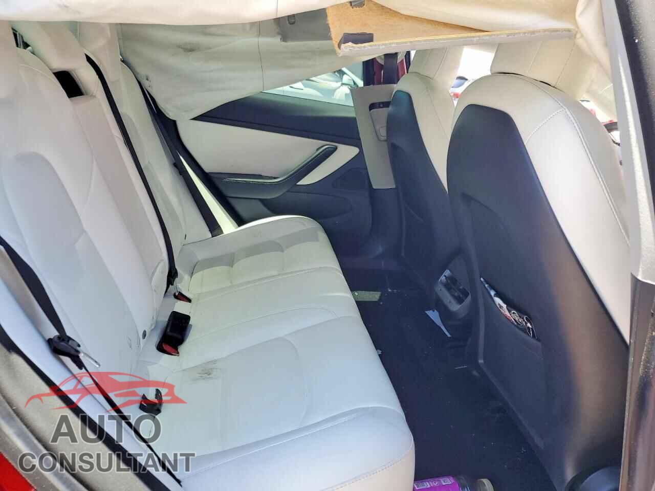 TESLA MODEL 3 2019 - 5YJ3E1EB6KF533585