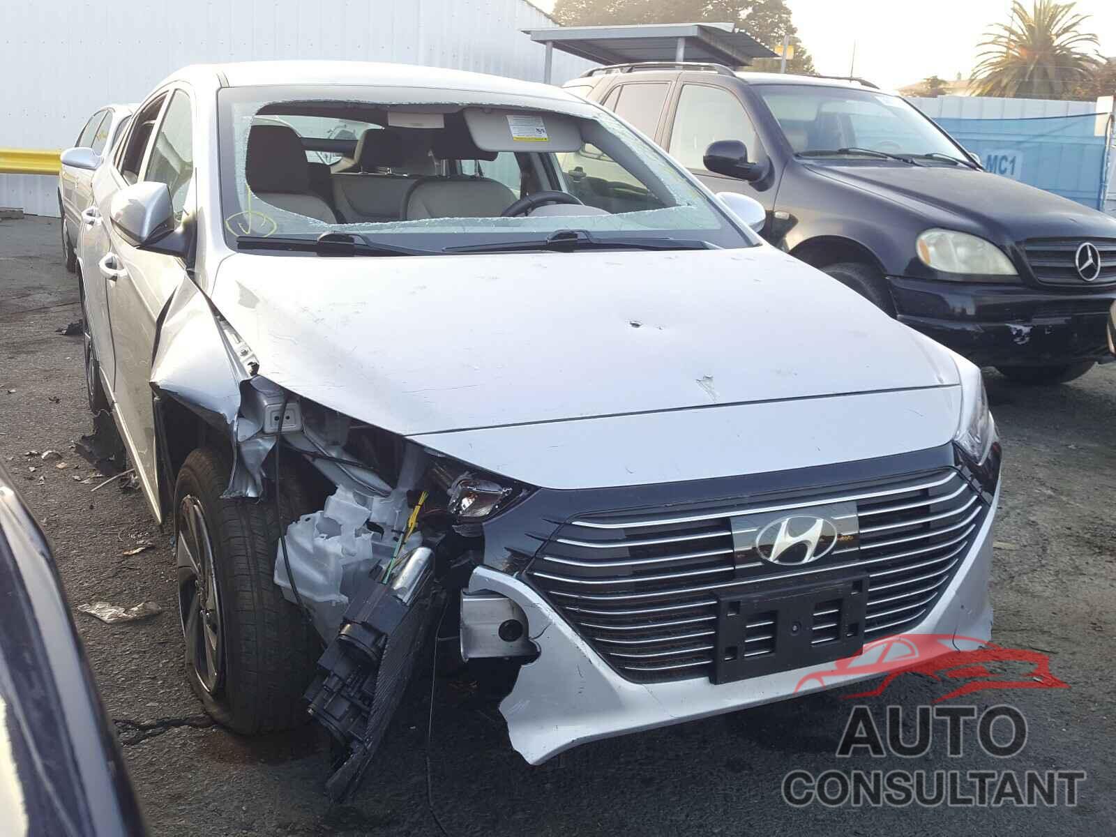 HYUNDAI IONIQ 2018 - KMHC75LC9JU065804