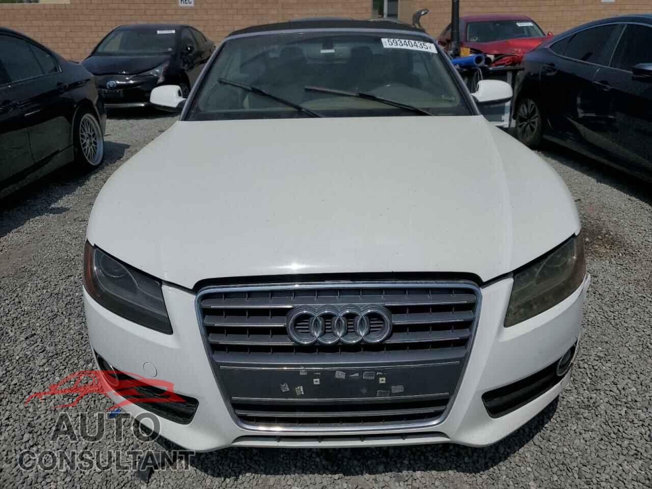 AUDI A5 2011 - WAUTFAFH4BN016929
