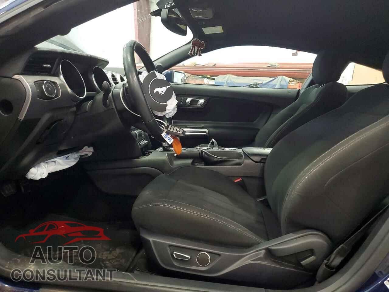 FORD MUSTANG 2019 - 1FA6P8THXK5165846
