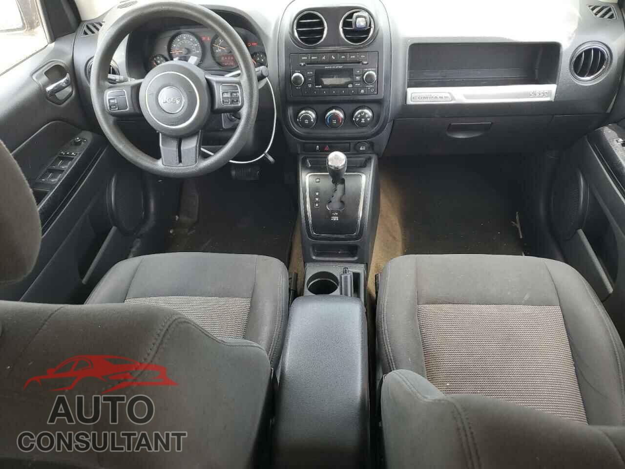 JEEP COMPASS 2017 - 1C4NJCBA9HD124749
