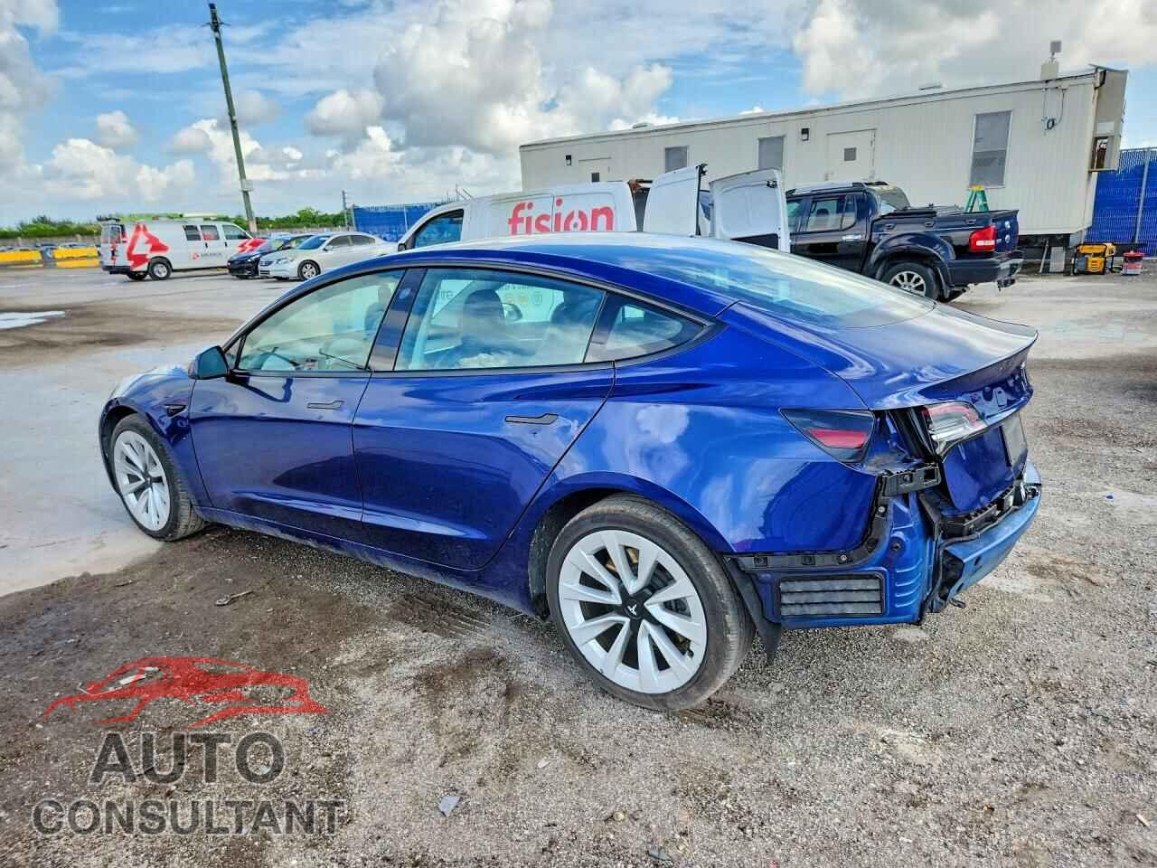 TESLA MODEL 3 2022 - 5YJ3E1EA2NF289901
