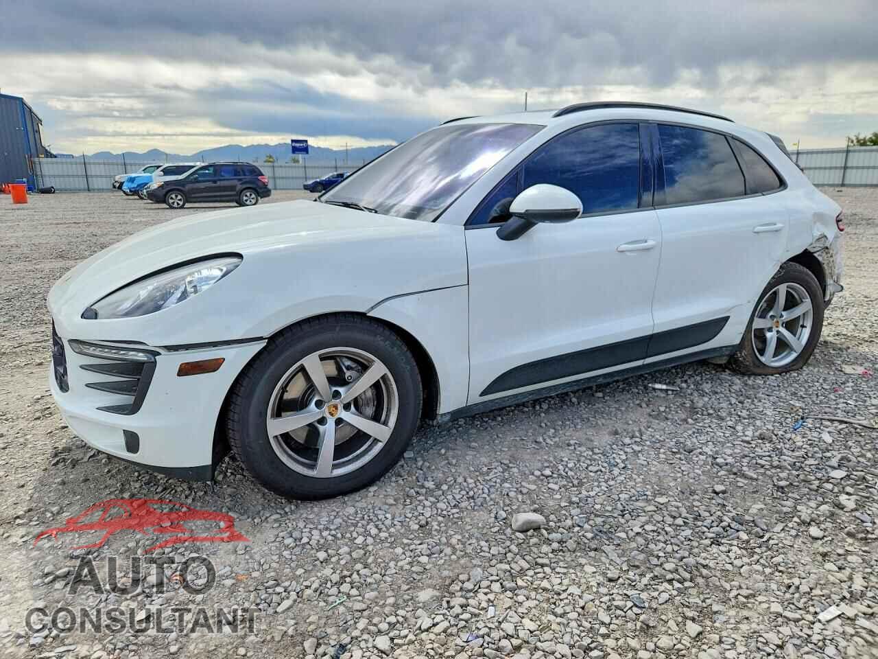 PORSCHE MACAN 2015 - WP1AB2A56FLB43013