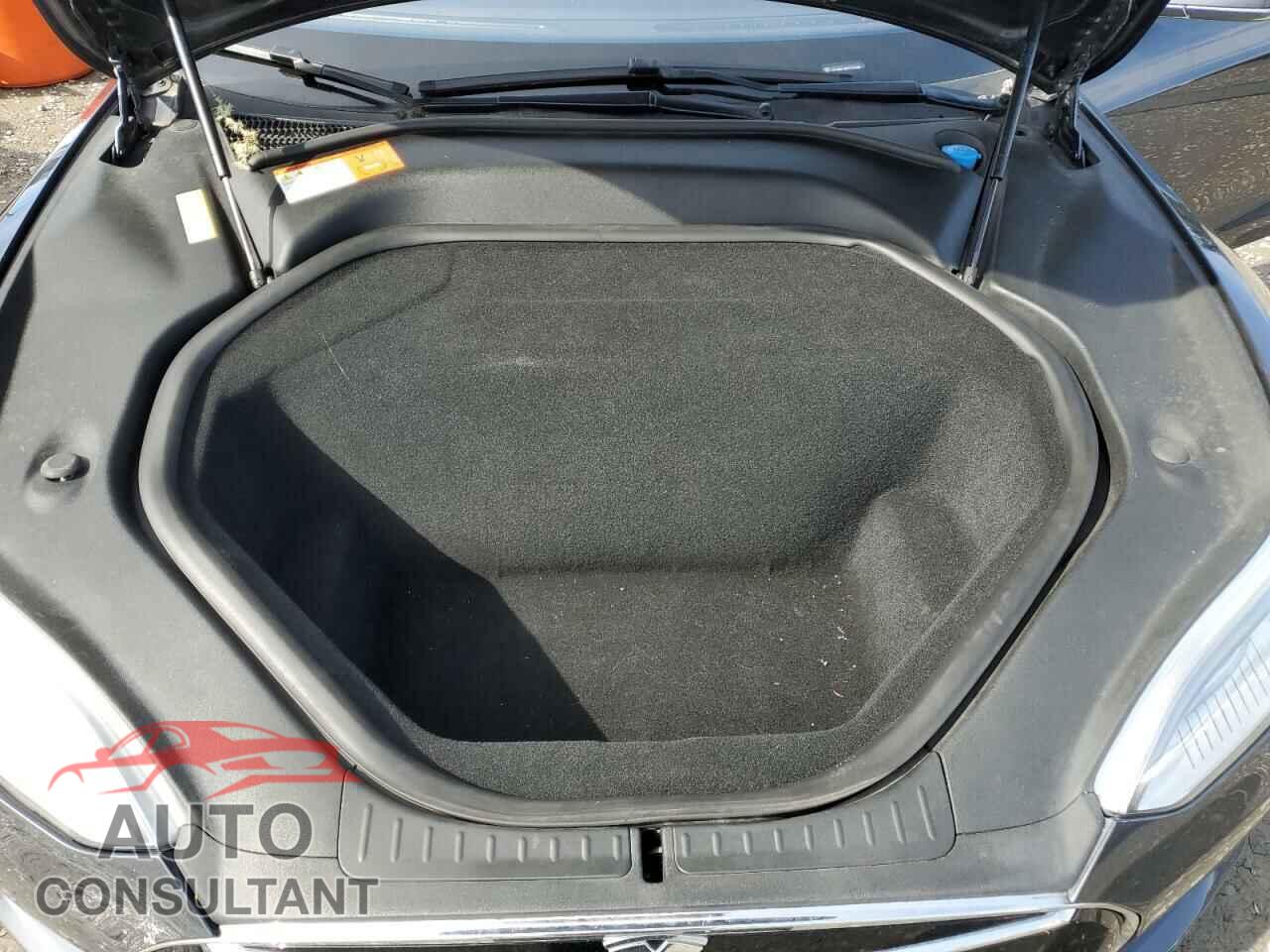 TESLA MODEL S 2015 - 5YJSA1E48FF114300