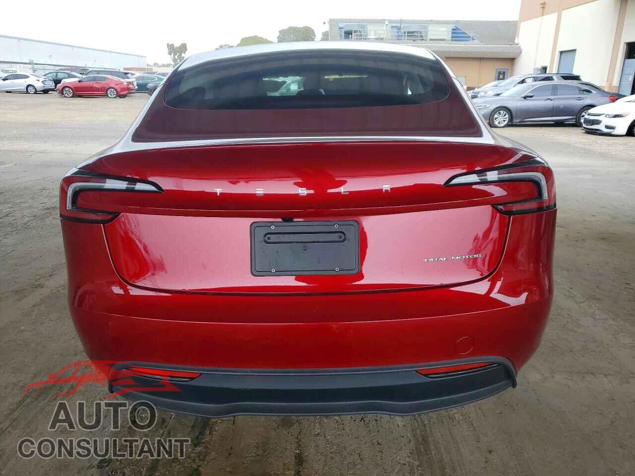 TESLA MODEL 3 2025 - 5YJ3E1EBXSF874357