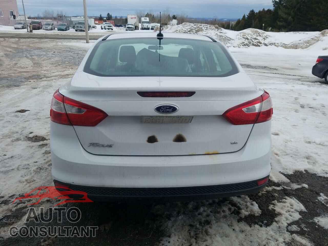 FORD FOCUS 2012 - 1FAHP3F23CL238202