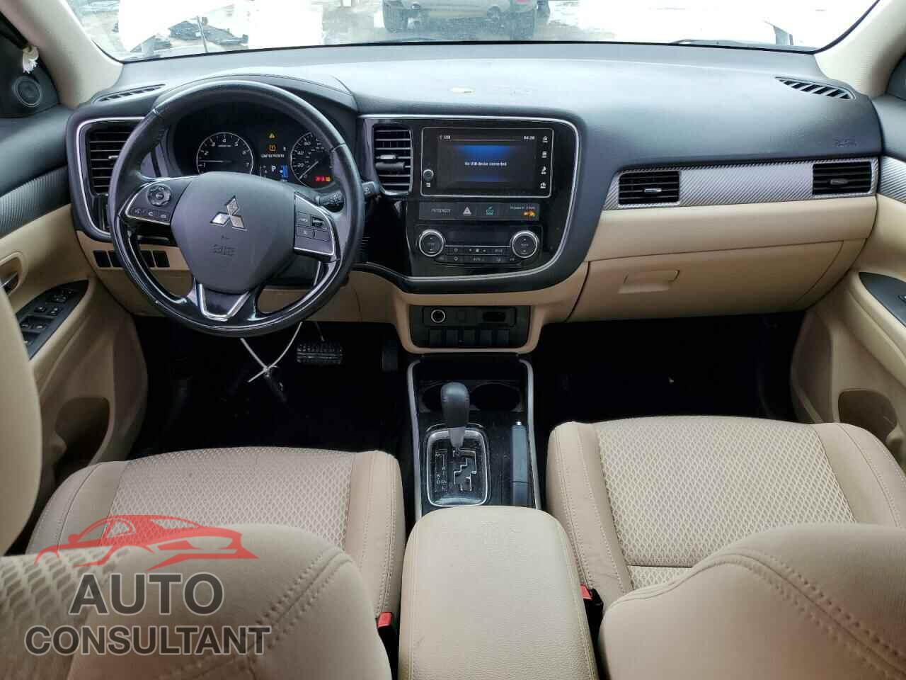 MITSUBISHI OUTLANDER 2017 - JA4AD3A39HZ008456
