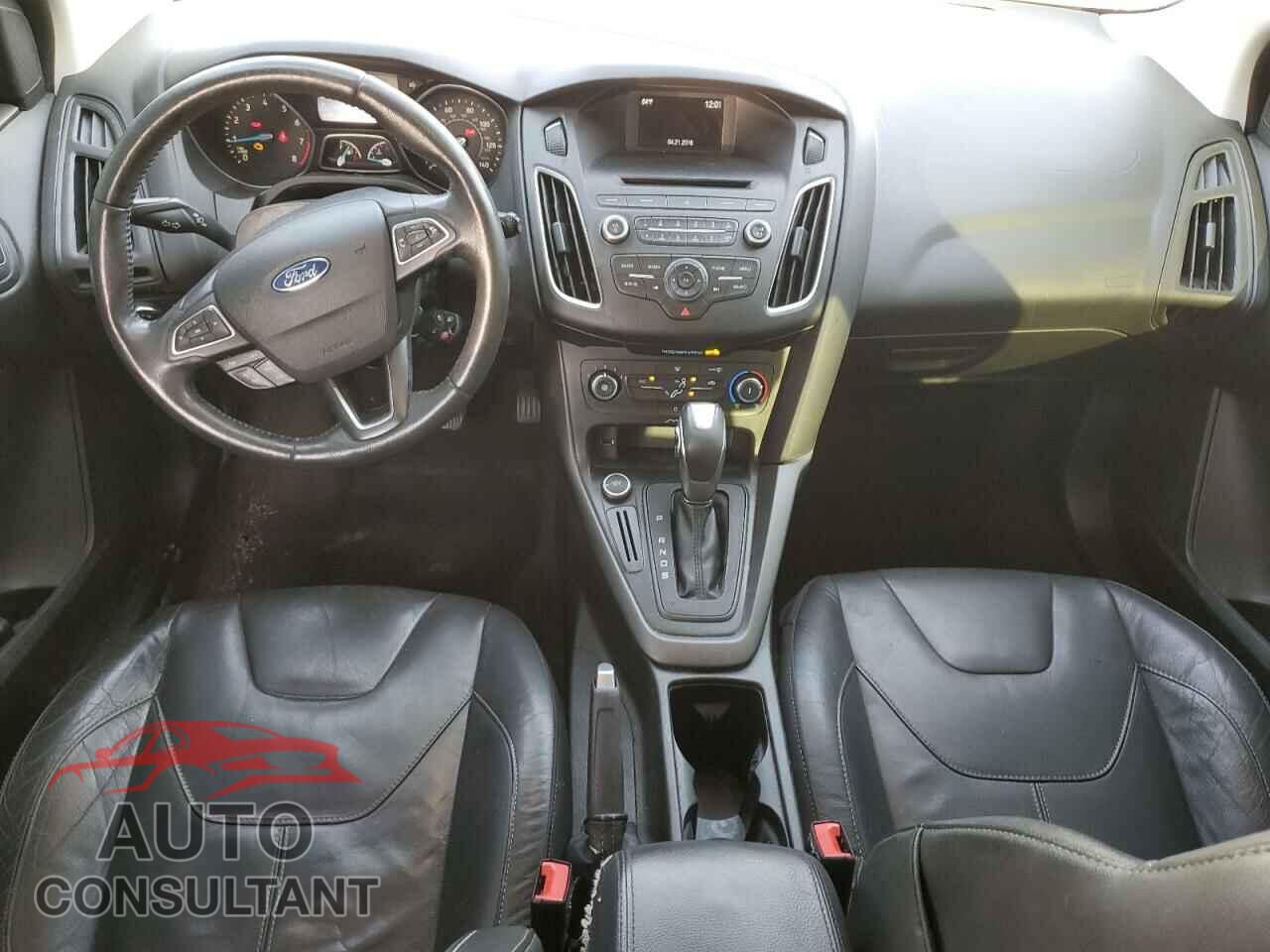 FORD FOCUS 2016 - 1FADP3K23GL333028