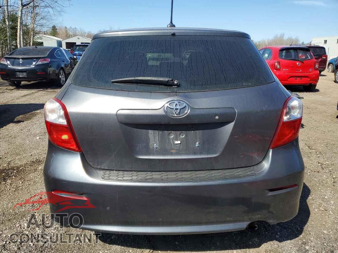 TOYOTA MATRIX 2011 - 2T1KU4EEXBC560657