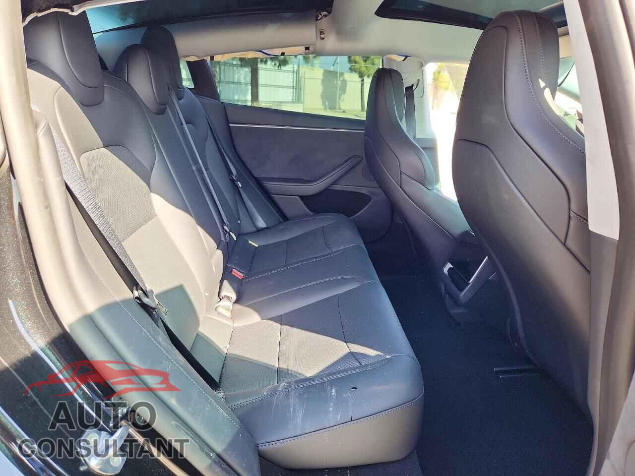 TESLA MODEL 3 2026 - 5YJ3E1ET7TF170675