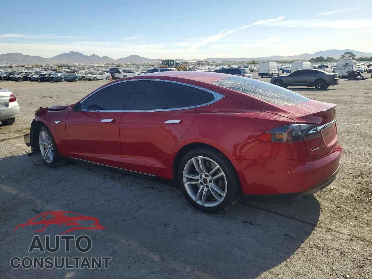 TESLA MODEL S 2013 - 5YJSA1AG0DFP13592