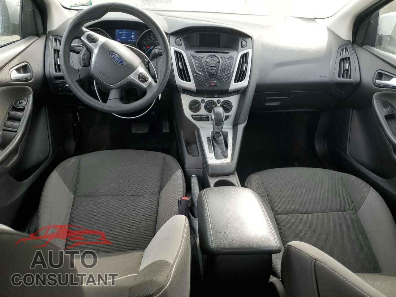 FORD FOCUS 2014 - 1FADP3F2XEL424594