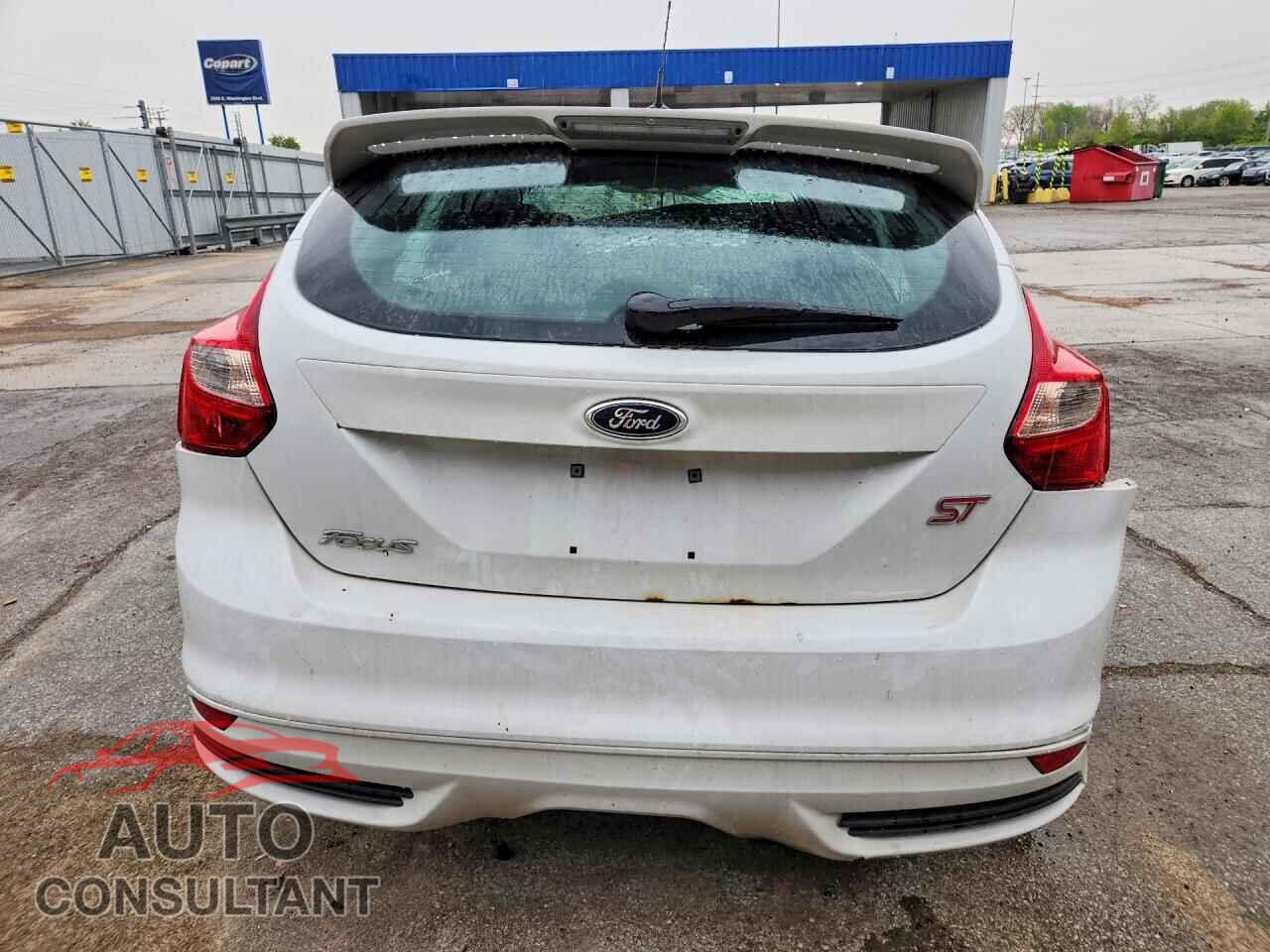 FORD FOCUS 2014 - 1FADP3L90EL395897