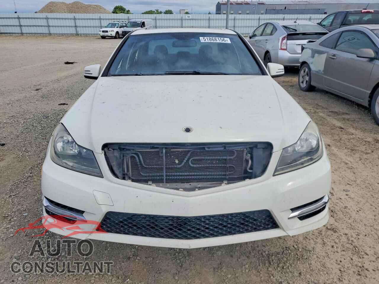 MERCEDES-BENZ C-CLASS 2012 - WDDGF4HB0CA632897