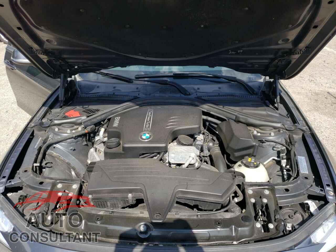 BMW 3 SERIES 2016 - WBA8E5G52GNT41039