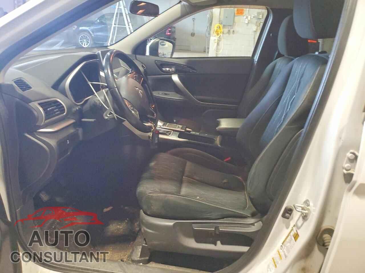 MITSUBISHI ECLIPSE 2019 - JA4AT4AA4KZ603682