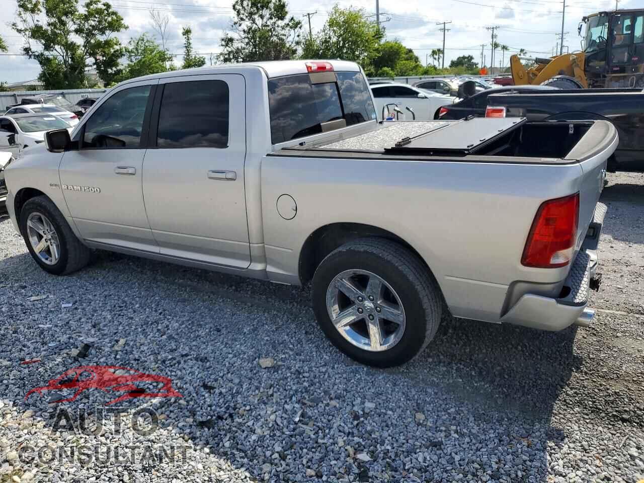 DODGE RAM 1500 2011 - 1D7RB1CT5BS575849