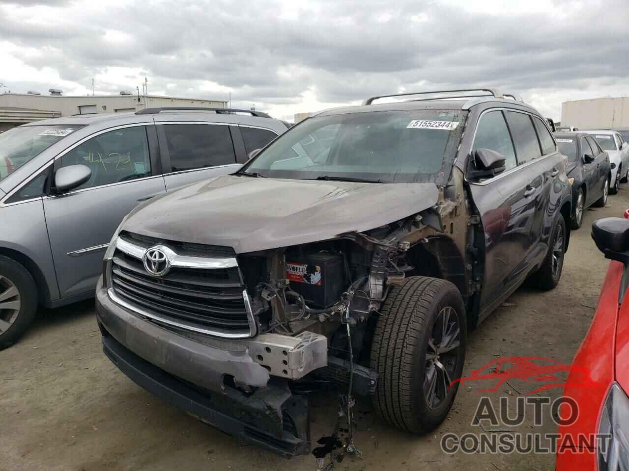 TOYOTA HIGHLANDER 2016 - 5TDJKRFH8GS281021