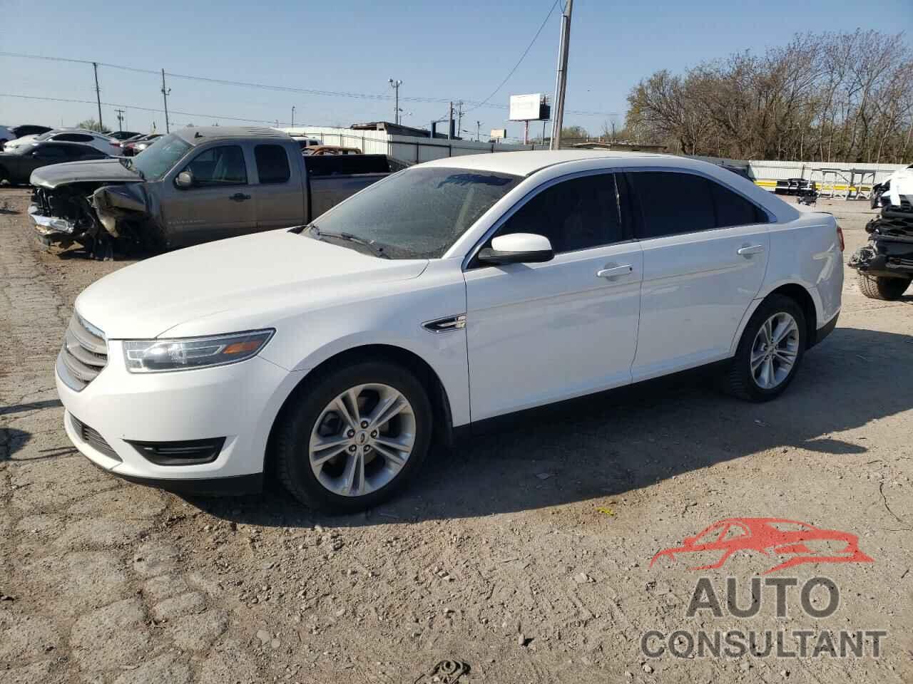 FORD TAURUS 2019 - 1FAHP2E80KG100947