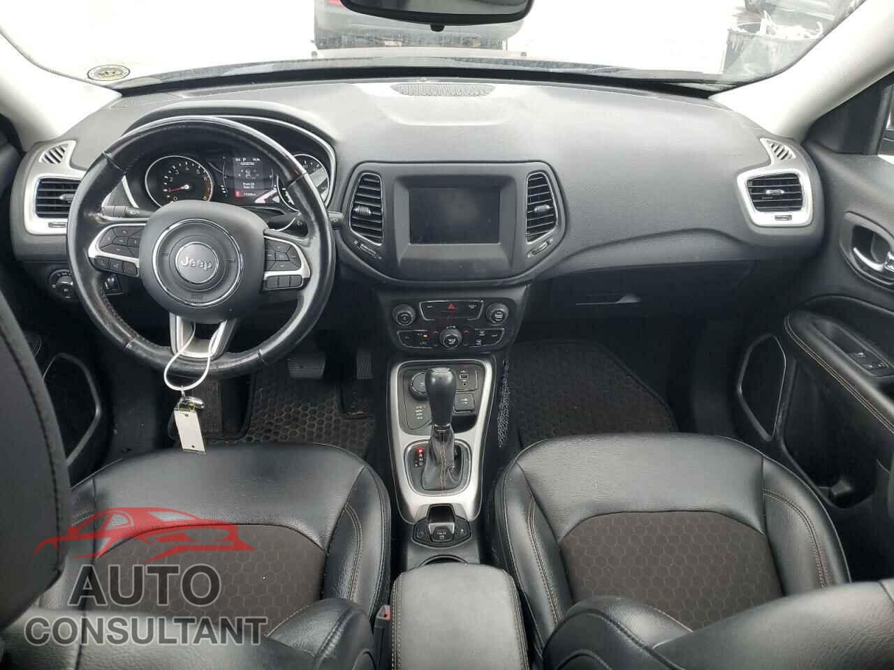 JEEP COMPASS 2020 - 3C4NJDBB4LT100649
